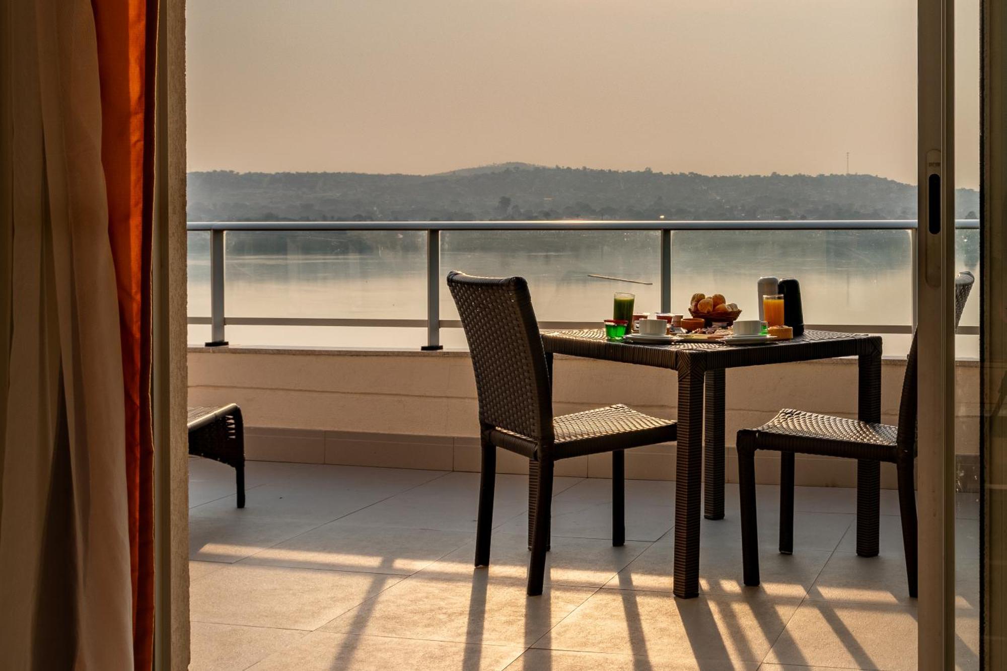 Esuites Lagoa Santa 라고아산타 외부 사진