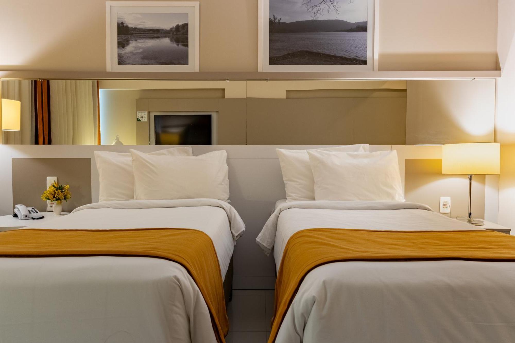 Esuites Lagoa Santa 라고아산타 외부 사진